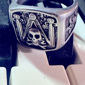 Silver skull masonic compass flanked by pillars, Rose Croix and Yod 32